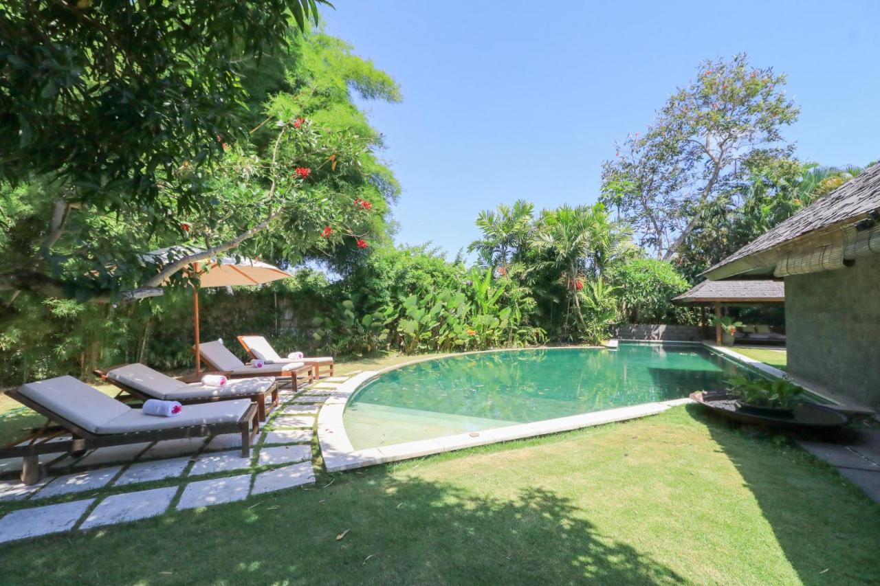 Villas Sin Sin Canggu  Exterior photo